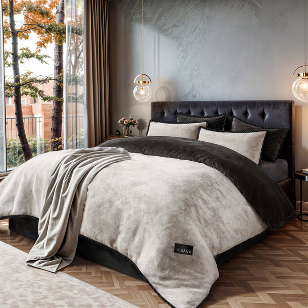 The Amorgos Luxury Velvet Bedding Set