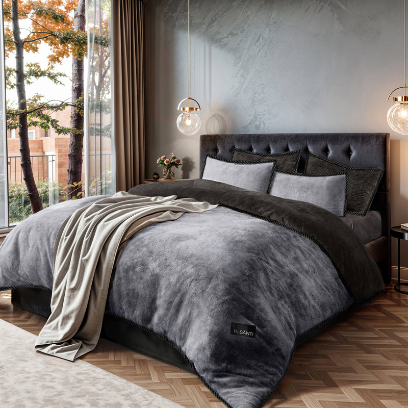 The Amorgos Luxury Velvet Bedding Set