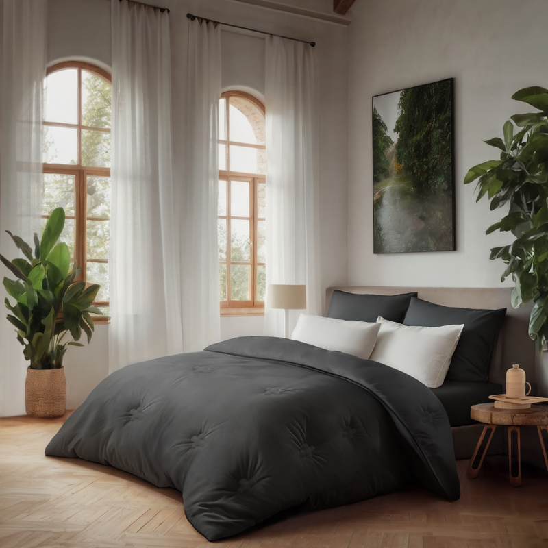 The FLORÉ Over Sized Summer Eucalyptus Comforter Set