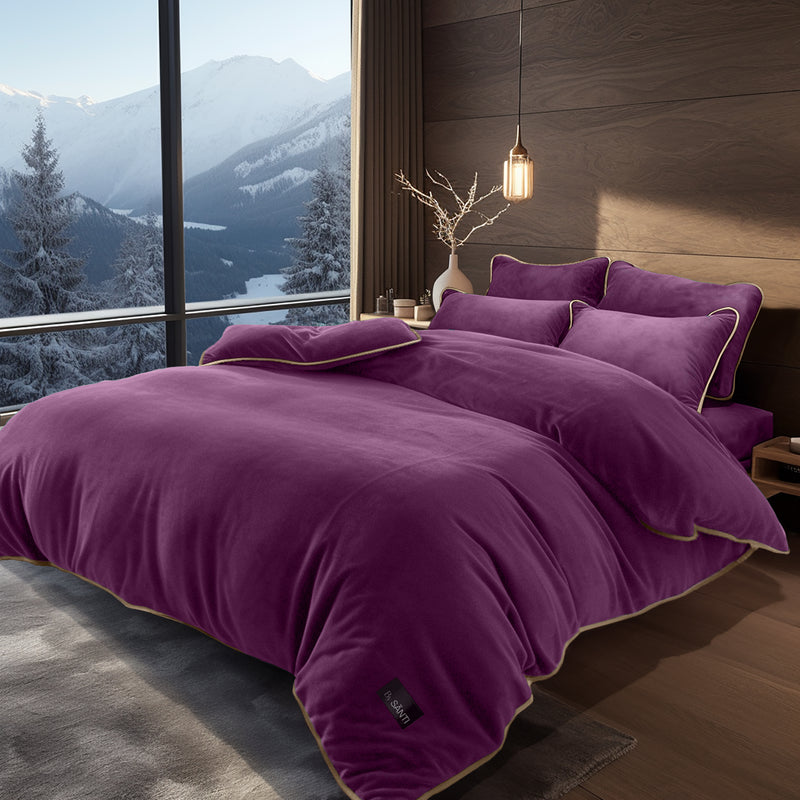 The Kefalonia Premium Velvet Bedding Set