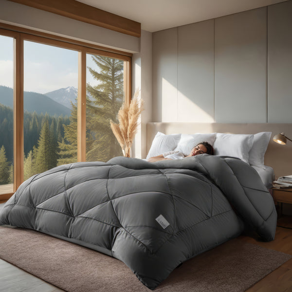 The DÍA Over-Sized Summer Cooling Comforter Set